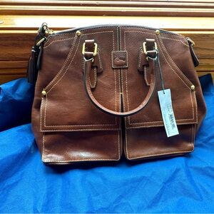 Chestnut Dooney & Bourke Clayton bag